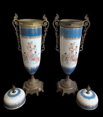 Napoleon III - Sèvres style - Vase avec couvercle (2) -