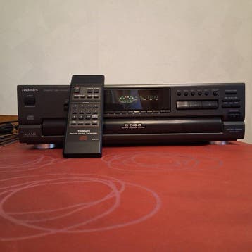 Technics - SL-PD667 5-Disc Rotary Carousel Cd-speler