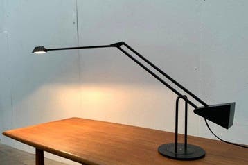 Luxo - Fridolin Naef - Tafellamp - flamingo - Metaal