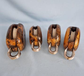 Poulies / blocs, Ship’s pulley (4) - Bois, Fer, plastique