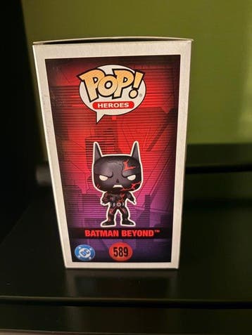 Funko - Funko Pop - Heroes Batman Beyond #589 – NYCC Limited