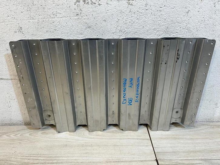 Porsche 911 991 504 303 00 versterking vloerplaat, Auto-onderdelen, Carrosserie, Gebruikt, Verzenden