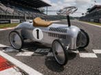 Goki - Trapauto Goki Ride On Racing Car, Retro Roller, Antiquités & Art
