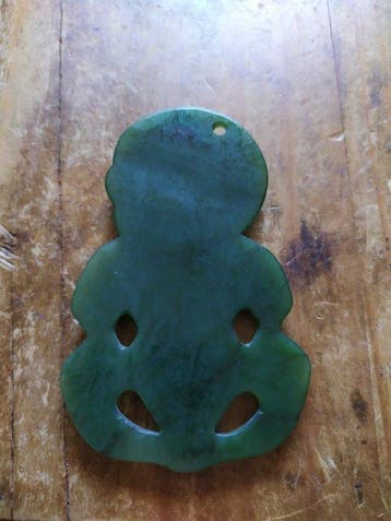 Vintage grote NZ Hei-Tiki nefriet groensteen jade - Maori -, Antiek en Kunst