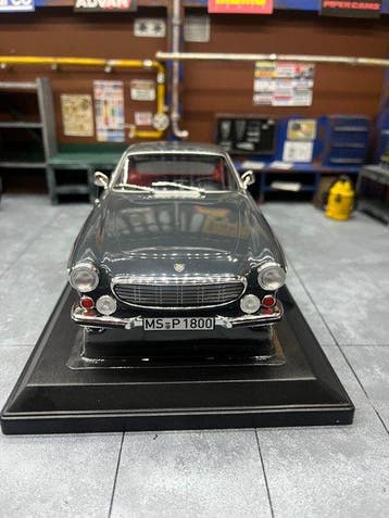 Norev 1:18 - Modelauto - Volvo P1800 S (1969), Nieuw
