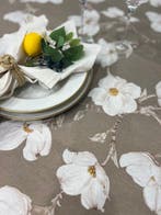 Elegante tafelkleed voor grote tafels. Engels landhuis. -
