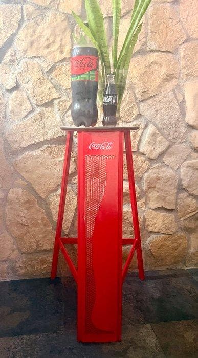 Bijzettafel - IJzer - Coca-Cola kruk / tafel, Antiquités & Art, Curiosités & Brocante