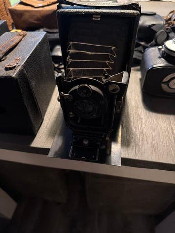 Agfa, Pentax, Olympus, Canon, Minox Vintage Estate Camera