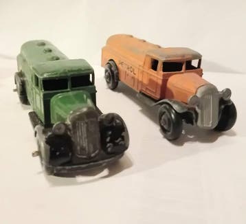 Dinky Toys 1:43 - Camion miniature (4) - Petrol Tanker Truck, Nieuw