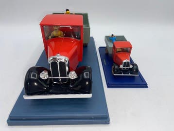 Moulinsart - Tintin - Le lotus Bleu – Camion rouge du Lotus, Nieuw