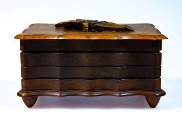 Speeldoos Thorens Edelweiss kistje met geheim slot - Boîte à, Antiek en Kunst