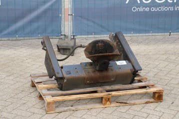 Veiling: Trekhaak Vrachtwagen VBG DB75V-2, Ophalen