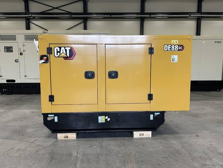 CAT DE88GC - 88 kVA Stand-by Generator Set - DPX-18207, Articles professionnels, Machines & Construction | Générateurs, Enlèvement ou Envoi