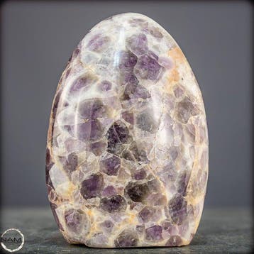 Natuurlijke Chevron-amethist Freiform, Bolivië- 1003.22 g