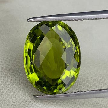 Sans prix de réserve Péridot - 6.08 ct - International, Nieuw