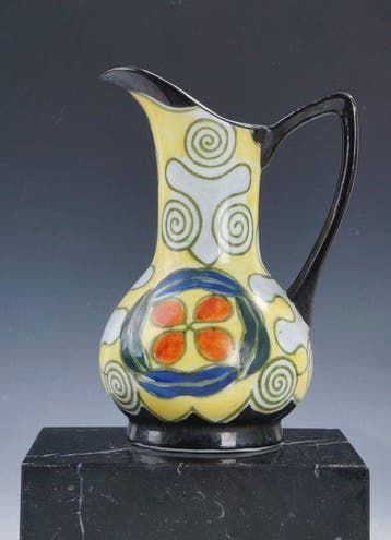 Ditmar Urbach - Vase - Tchécoslovaquie • crémier • peint à, Antiquités & Art