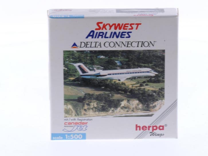 Schaal 1:500 Herpa 511803 Skywest Airlines (Delta Conn.)..., Hobby en Vrije tijd, Modelbouw | Vliegtuigen en Helikopters, Zo goed als nieuw