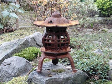 Japanse lantaarn van gietijzer - IJzer (gegoten) - Japan -