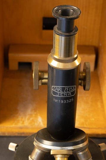 Monocular compound microscope - Stativ BCE - 1930-1940 -