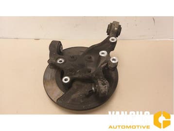 Fusee rechts-achter Mercedes CLA O183821