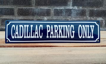 Cadillac Parking Only, Verzenden