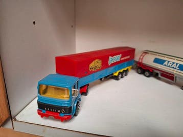 Majorette - Camion miniature (2) - Saviem vrachtwagen met, Nieuw