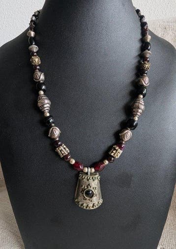 Metaal, Zilver, Granaatjes, glazen kralen - Parure - Ketting