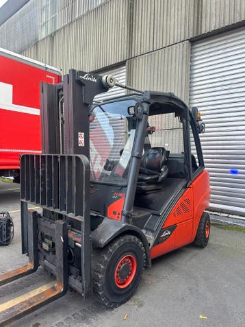 LCM1693 - Linde H30T-02, 3000 à 4000 kg, LPG, Chariot élévateur, Linde 