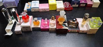 Bouteille de parfum (48) - Plusieurs grandes marques - Verre