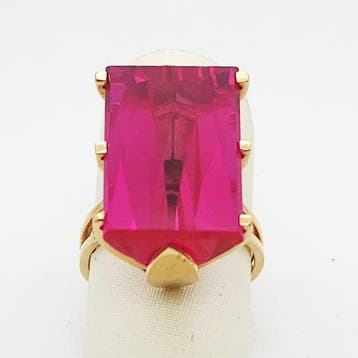 Ring - 18 karaat Geel goud - 8.00ct. tw. Synthetische