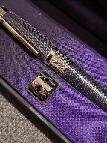 S.T. Dupont, St Dupont stylo bille laque naturelle avec, Collections
