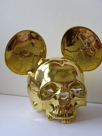 Revenge (XX) - sculptuur, Degenerated Skull (Degraded
