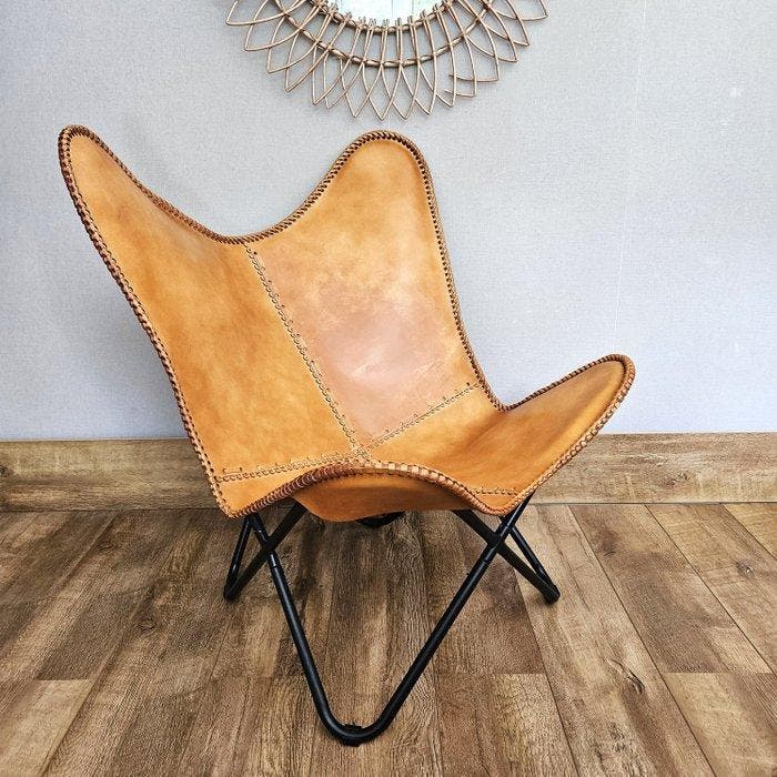 Stoel - Butterfly stoel (3107) - Leder, Metaal, Antiquités & Art, Art | Objets design