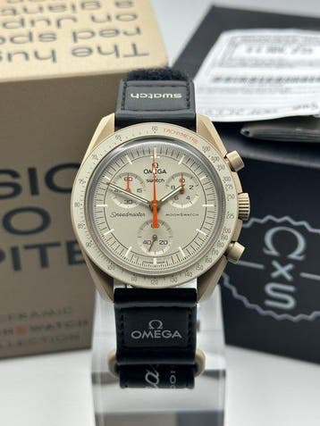 Omega x Swatch - MoonSwatch - Mission to Jupiter - Sans prix, Handtassen en Accessoires, Horloges | Heren, Nieuw