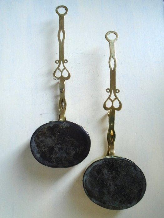 Poêle (2) - Laiton - kastanjepan, rôtissoire, Antiek en Kunst, Curiosa en Brocante