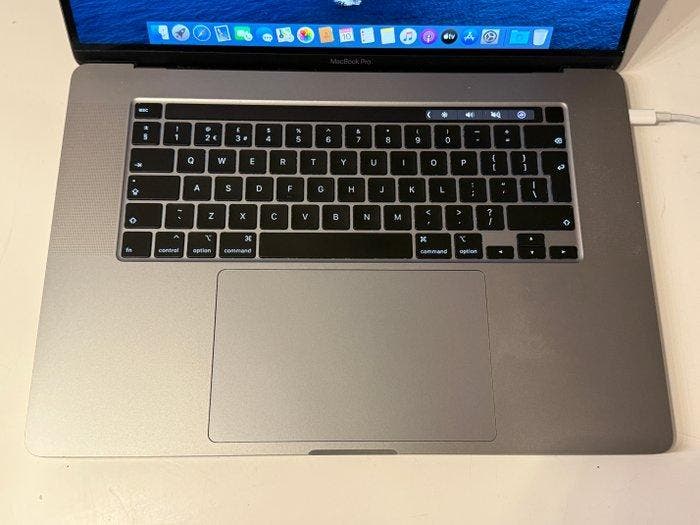 Apple MacBook Pro 16, 6-Core Intel i7, 32GB RAM, 500GB, Consoles de jeu & Jeux vidéo, Consoles de jeu | Accessoires Autre