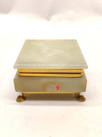 Boîte à bijoux - Coffret à bijoux en albâtre et onyx, posé