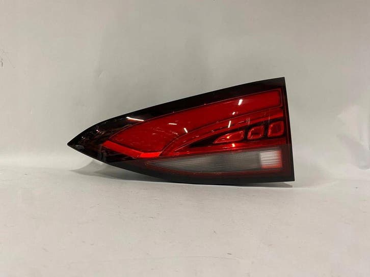 MG ZS II 24 - rechter binnenlamp LED Europa, Autos : Pièces & Accessoires, Éclairage, Envoi