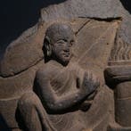 Gandhara Schist Relief Boeddhistische monnik. 20,5 cm hoog.