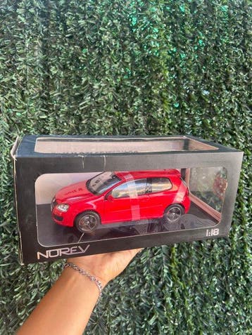Norev 1:18 - Voiture miniature - Volkswagen Golf GTI Mk5 -, Nieuw