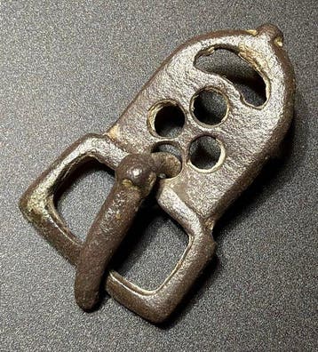 Époque Viking Bronze Boucle ajourée exceptionnellement bien