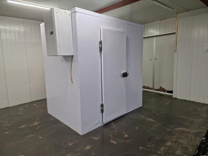 Koelcel 210 x 150 x 220 cm stekker klaar, Zakelijke goederen, Horeca | Keukenapparatuur, Gebruikt, Koelen en Vriezen