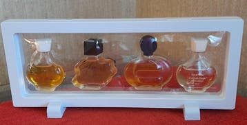 Collection thématique - Coffret de miniatures de parfums -