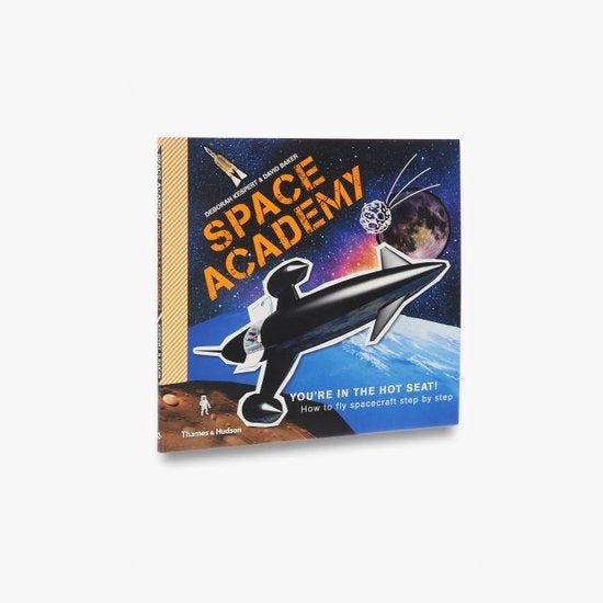 Space Academy 9780500650141 David Baker, Boeken, Taal | Engels, Zo goed als nieuw, Verzenden