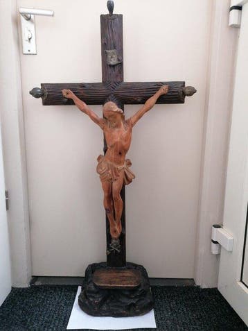 Crucifix - Pear - 1900-1910 - Crucifix Pear wood, Antiek en Kunst