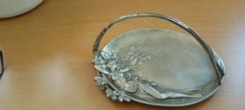 Schotel - Tin - tinnen schaal Jugendstil
