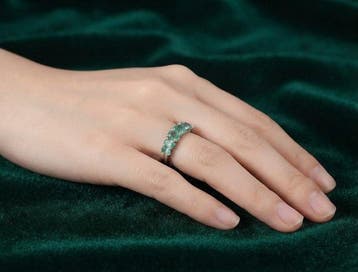 Sans prix de réserve - Bague Argent - 0.95ct. tw. Émeraude, Bijoux, Sacs & Beauté