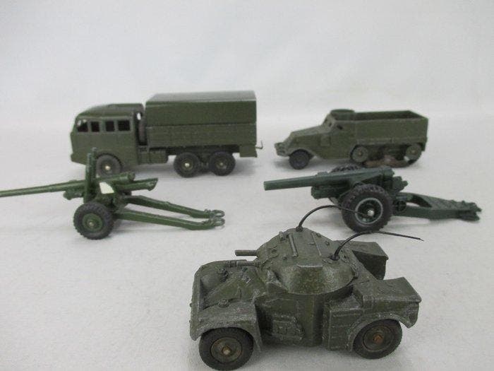 Dinky Toys 1:50 - Model militair voertuig (5) -, Hobby en Vrije tijd, Modelauto's | 1:5 tot 1:12