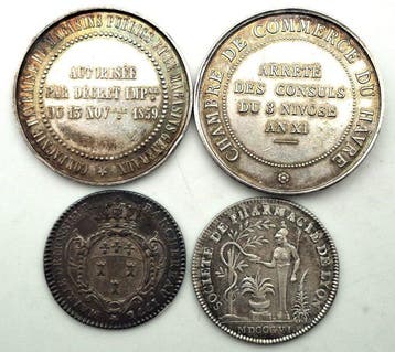 France. Lot de 4 médailles et jetons en argent (Sans prix de