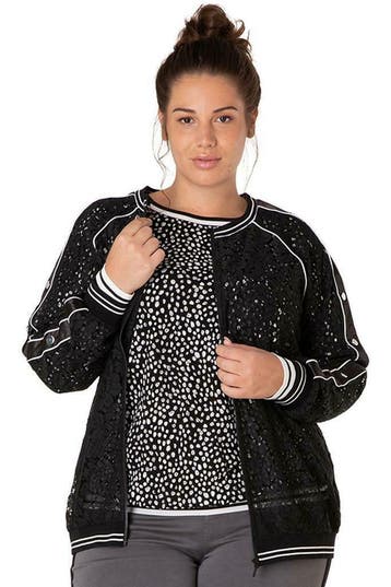 Vest Yesta 74CM maat 54/56, Verzenden